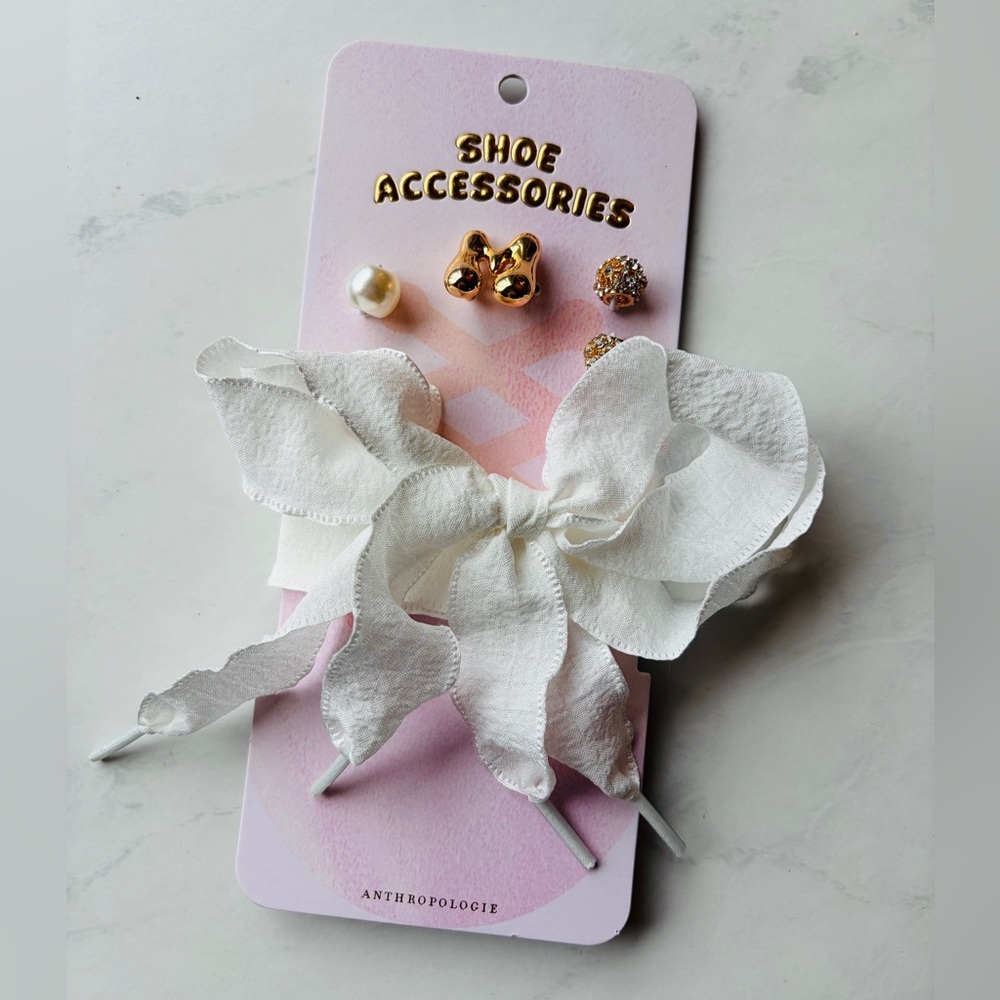 NWT Anthropologie Shoe Accessories Set - M Gold Letter Charm